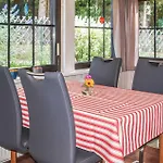 2 Bedroom Awesome In