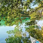 2 Bedroom Awesome In *